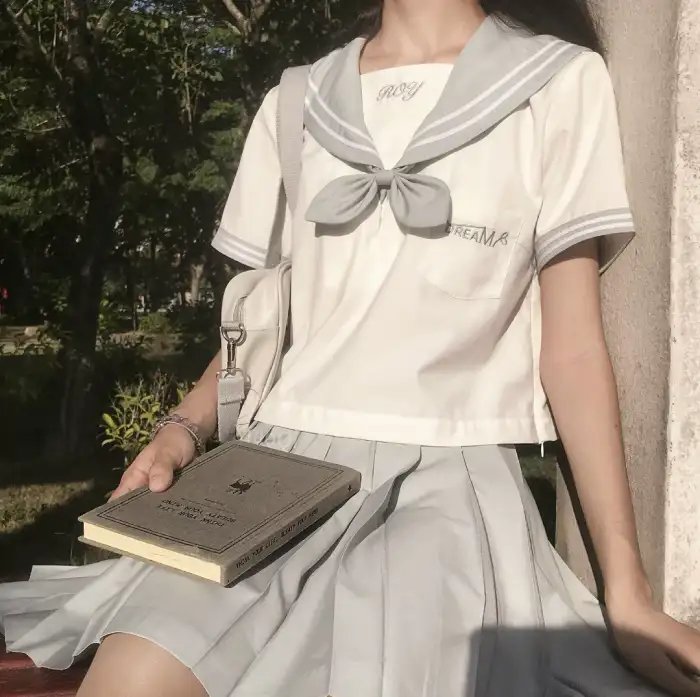黛丝姑娘